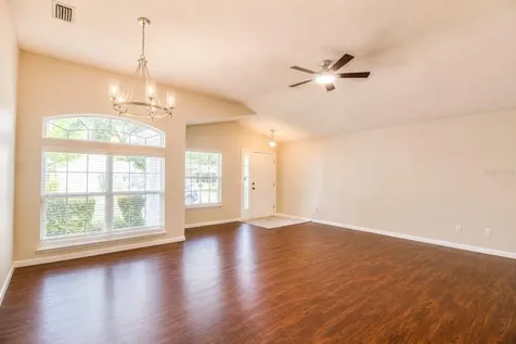 8135 NW 54th Street Gainesville FL 32653