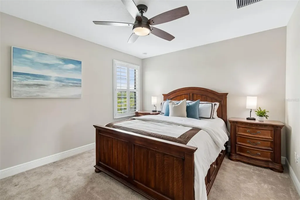 14622 Red Castle Avenue Lithia FL 33547