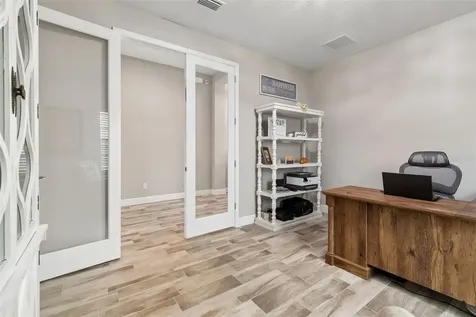 14622 Red Castle Avenue Lithia FL 33547