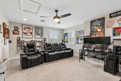 14622 Red Castle Avenue Lithia FL 33547