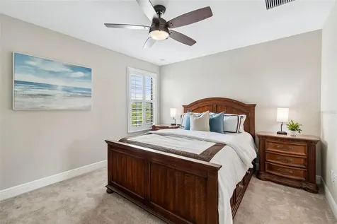 14622 Red Castle Avenue Lithia FL 33547