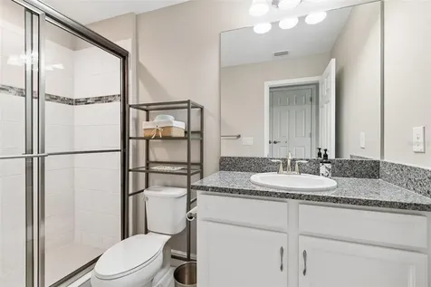 14622 Red Castle Avenue Lithia FL 33547