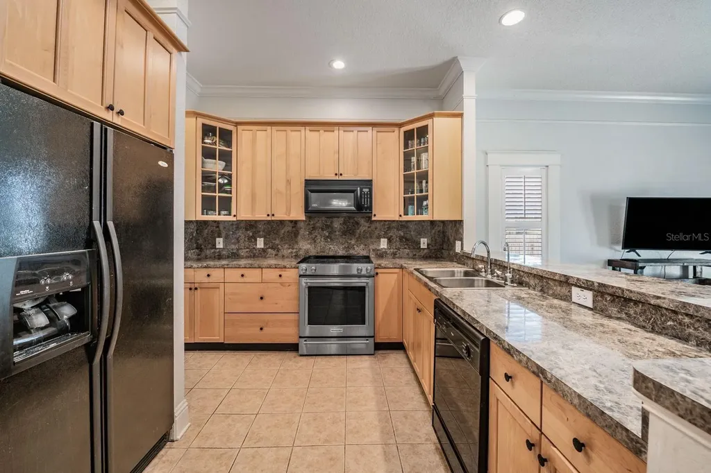 5804 N 9th Street Tampa FL 33604