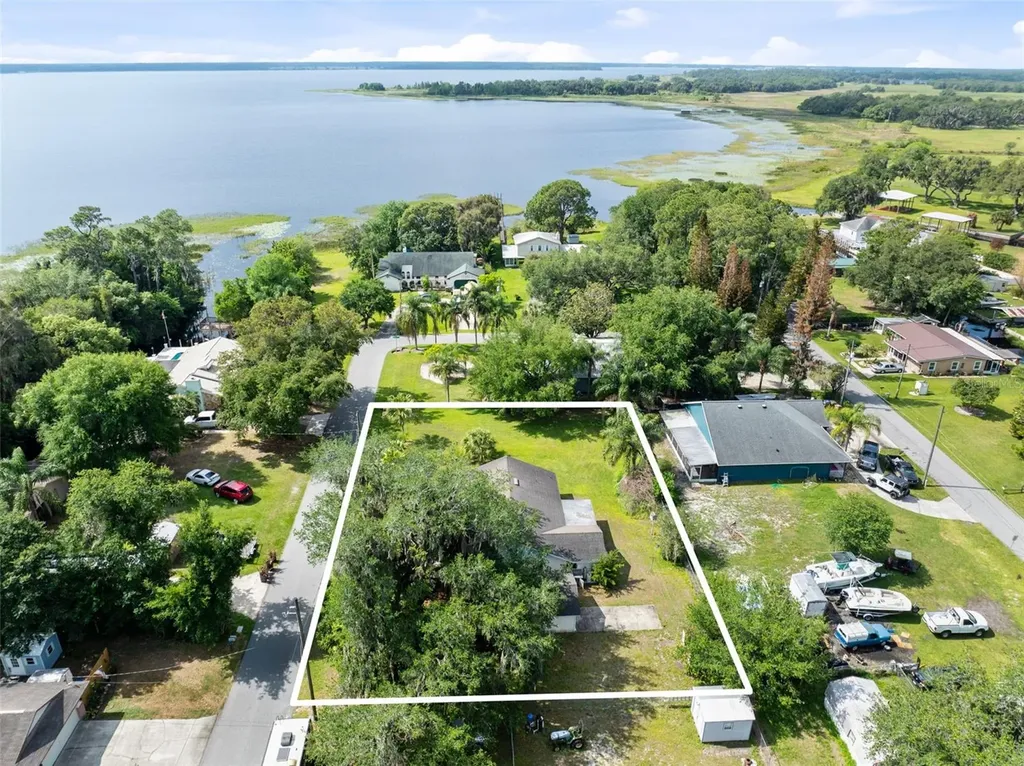 2234 James Drive St Cloud FL 34771