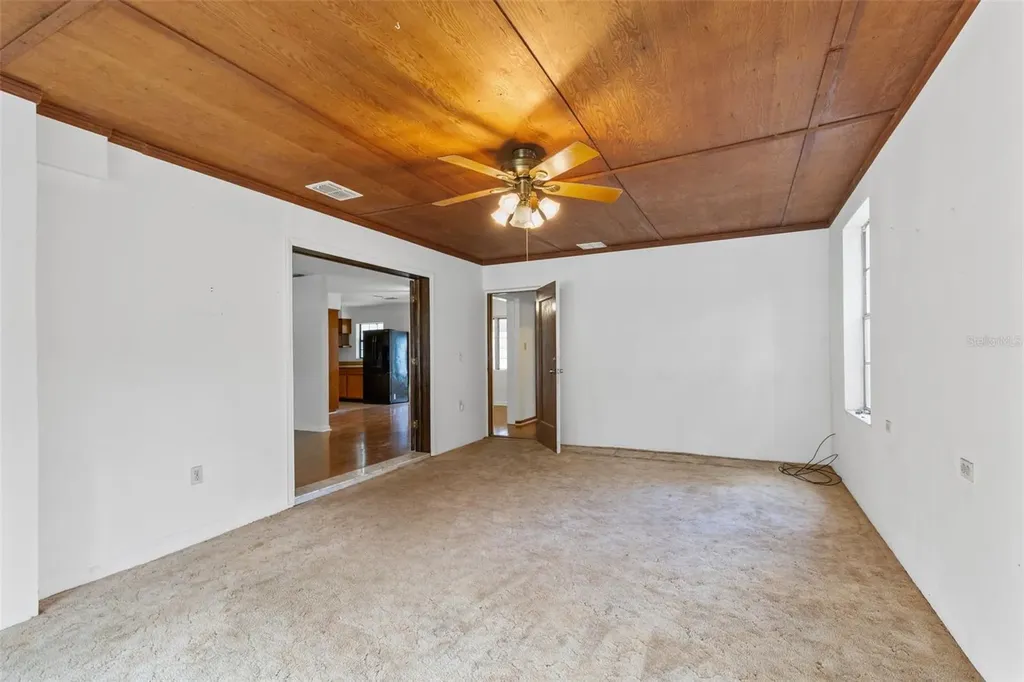 2234 James Drive St Cloud FL 34771