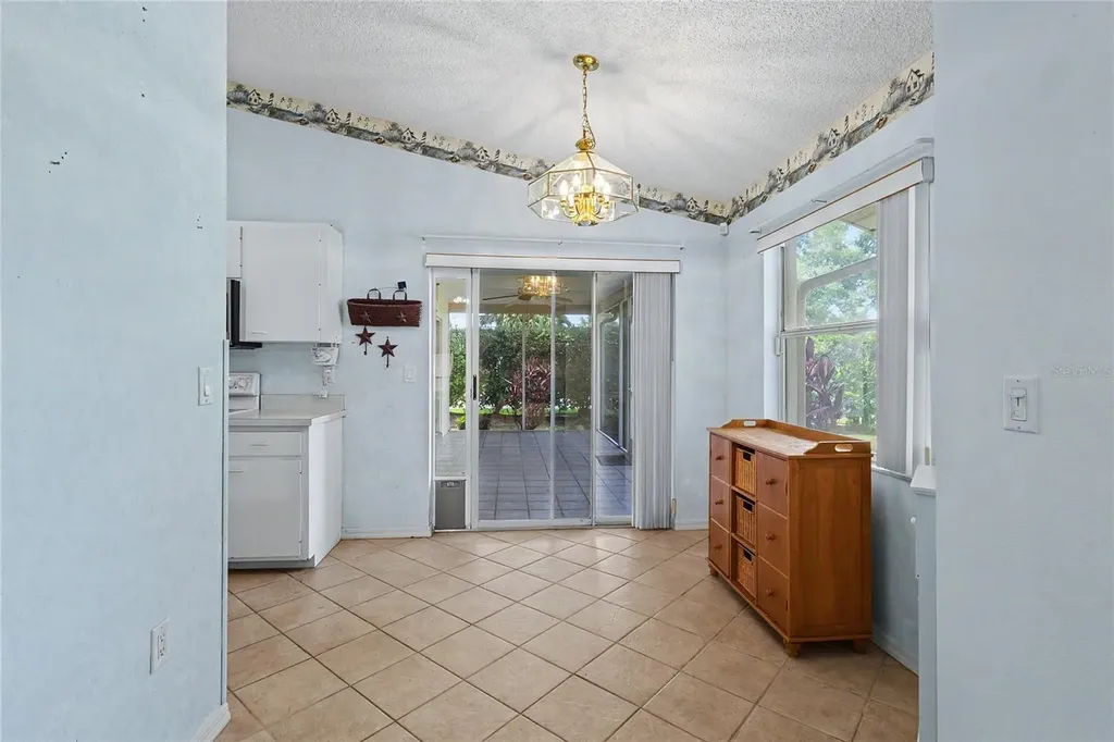5657 29th Street Circle E Bradenton FL 34203