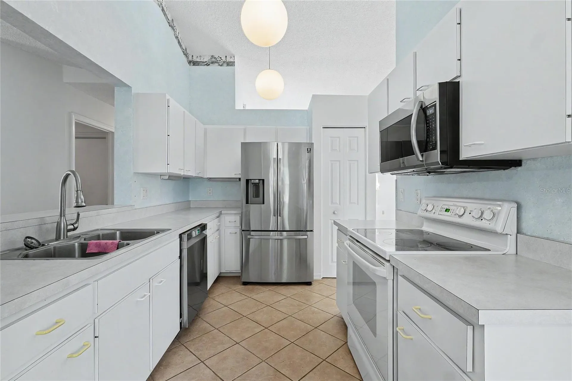 5657 29th Street Circle E Bradenton FL 34203