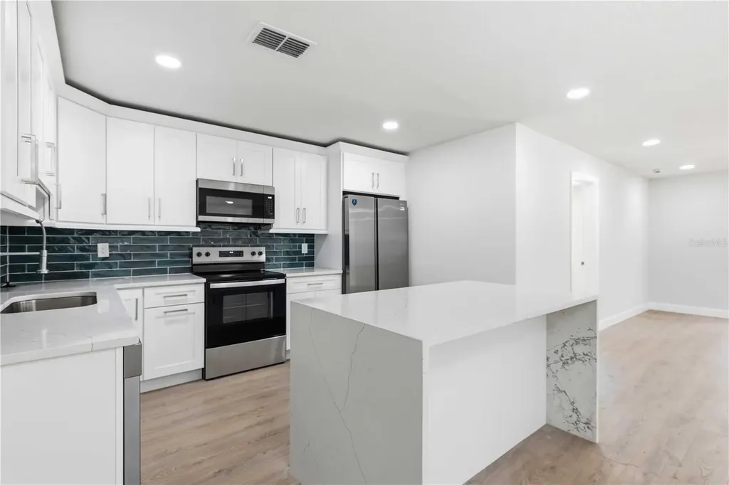 1016 71st Street NW Bradenton FL 34209