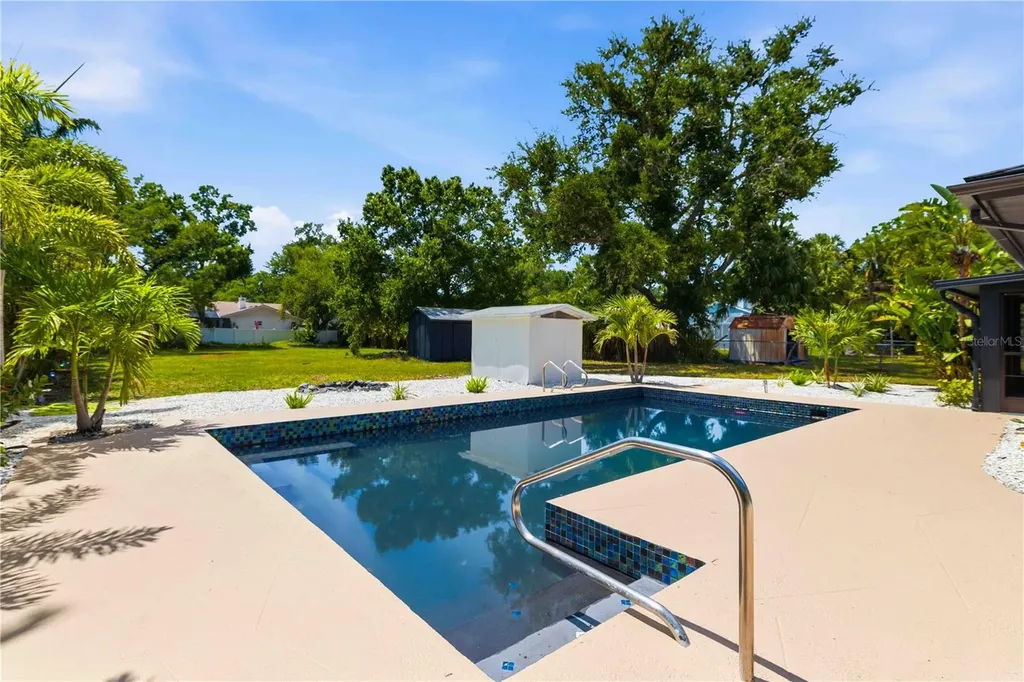 1016 71st Street NW Bradenton FL 34209