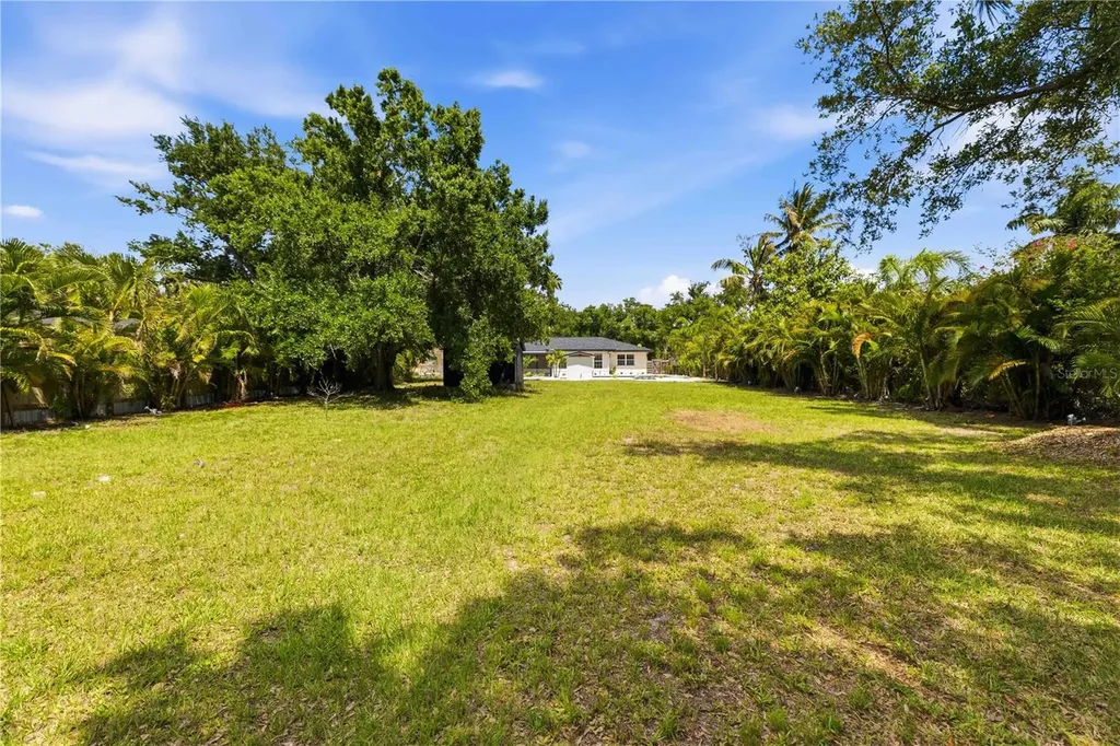 1016 71st Street NW Bradenton FL 34209