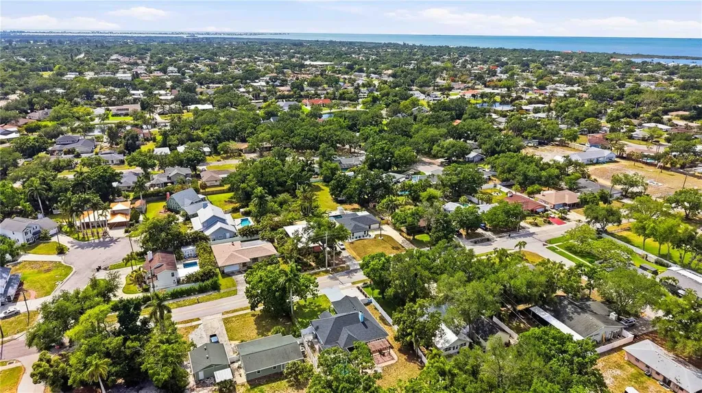 1016 71st Street NW Bradenton FL 34209