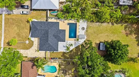 1016 71st Street NW Bradenton FL 34209