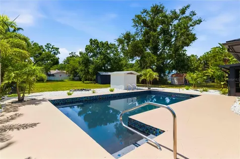 1016 71st Street NW Bradenton FL 34209