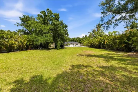 1016 71st Street NW Bradenton FL 34209