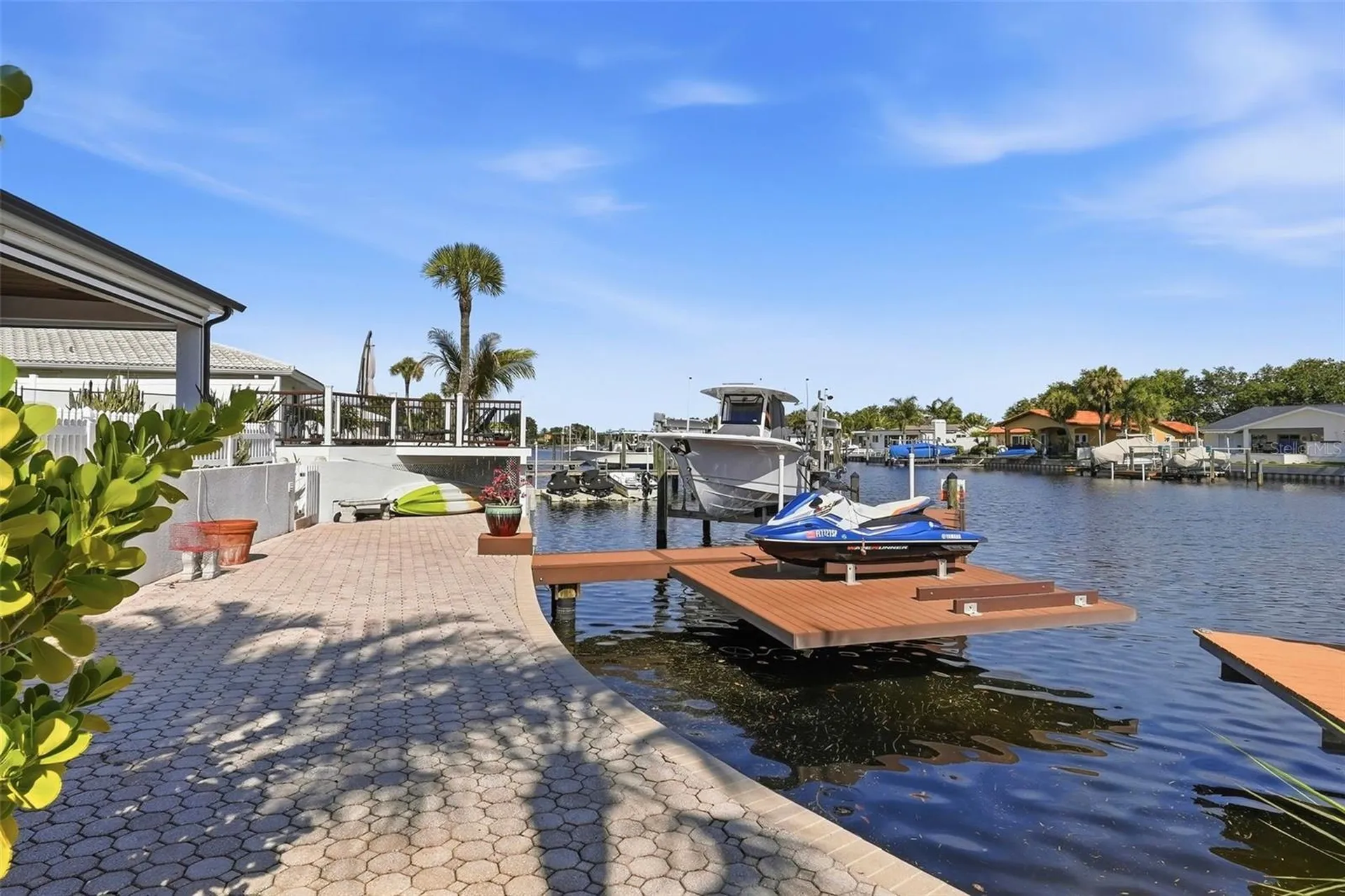 1024 44th Avenue NE St Petersburg FL 33703