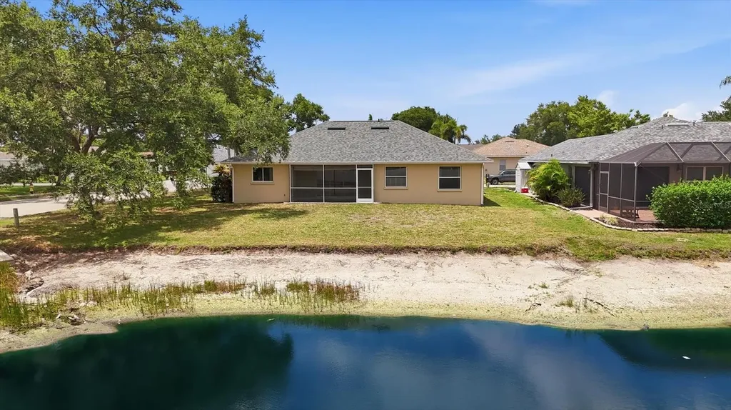 2404 50th Drive E Bradenton FL 34203