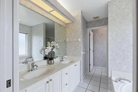 2404 50th Drive E Bradenton FL 34203