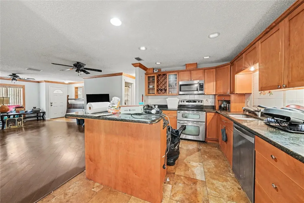 9624 Hidden Oaks Circle Tampa FL 33612