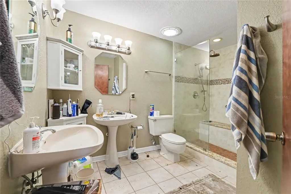 9624 Hidden Oaks Circle Tampa FL 33612