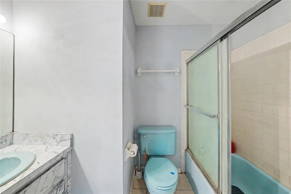 9624 Hidden Oaks Circle Tampa FL 33612