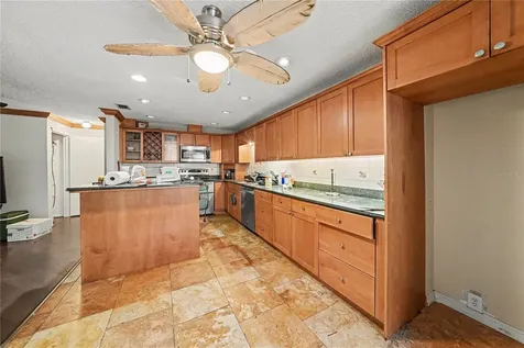 9624 Hidden Oaks Circle Tampa FL 33612