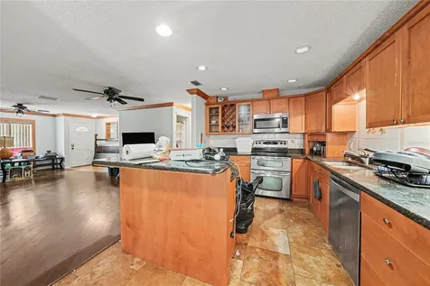 9624 Hidden Oaks Circle Tampa FL 33612