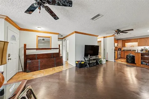9624 Hidden Oaks Circle Tampa FL 33612