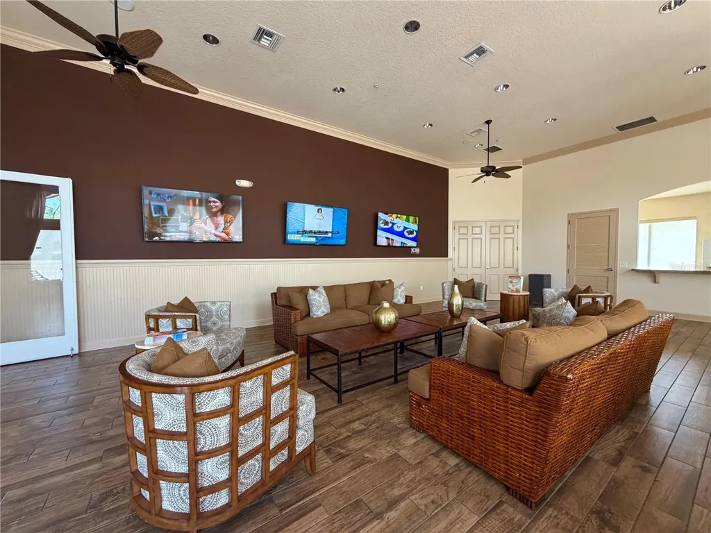 720 Las Fuentes Drive Kissimmee FL 34746