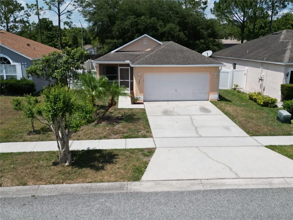 526 Pointe Allyson Way Orlando FL 32825