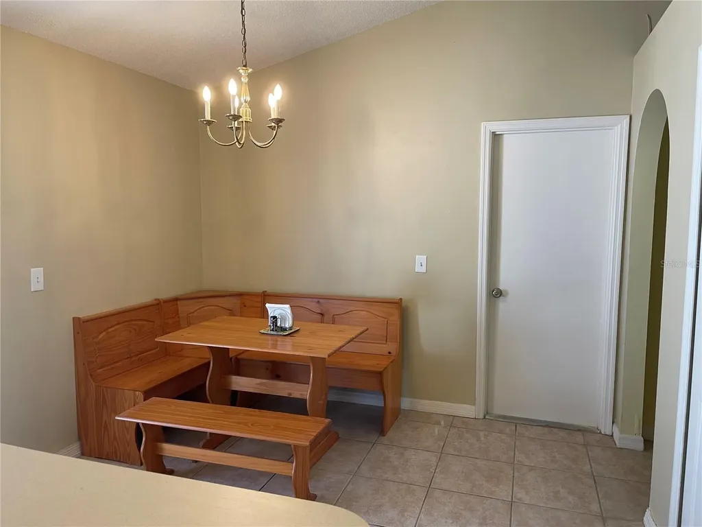 526 Pointe Allyson Way Orlando FL 32825