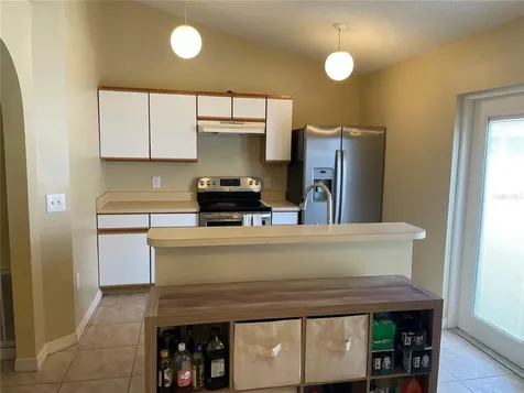 526 Pointe Allyson Way Orlando FL 32825