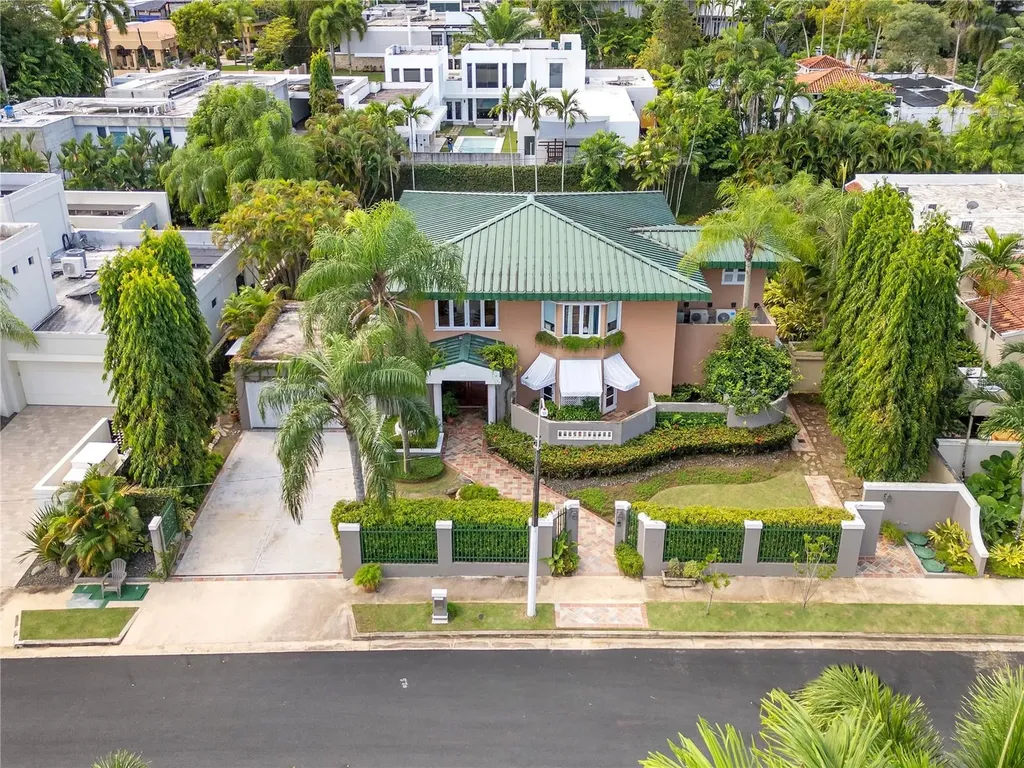 A2 Montebello Street Guaynabo PR 00969