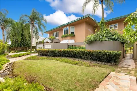 A2 Montebello Street Guaynabo PR 00969