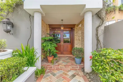A2 Montebello Street Guaynabo PR 00969