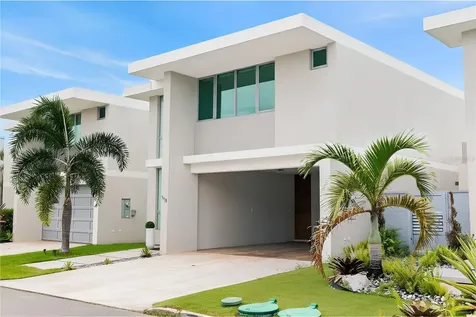 110 Central Park, Riviera Village Bayamon PR 00959