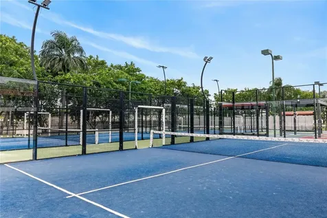 110 Central Park, Riviera Village Bayamon PR 00959