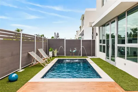 110 Central Park, Riviera Village Bayamon PR 00959