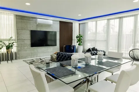 110 Central Park, Riviera Village Bayamon PR 00959