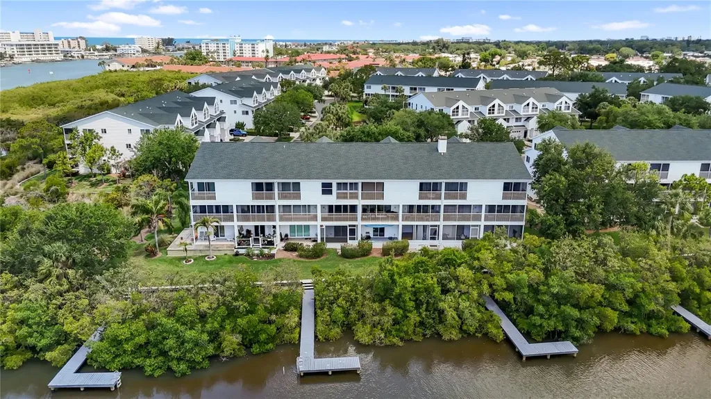 14825 Seminole Trail Seminole FL 33776