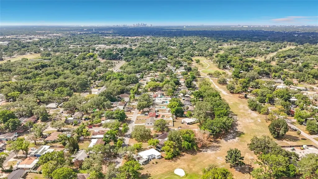 1003 W Outbound Place Tampa FL 33612