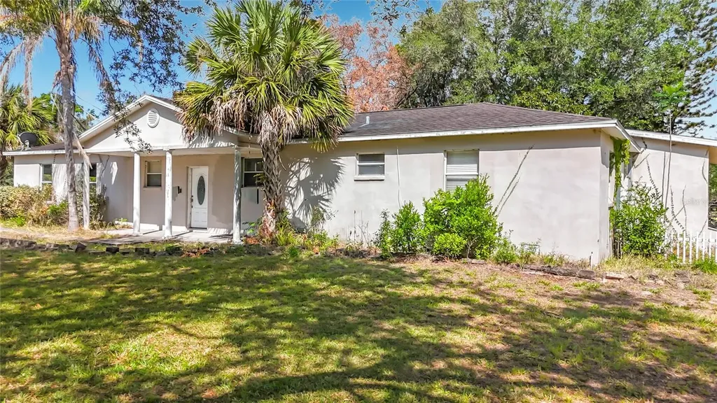 1003 W Outbound Place Tampa FL 33612
