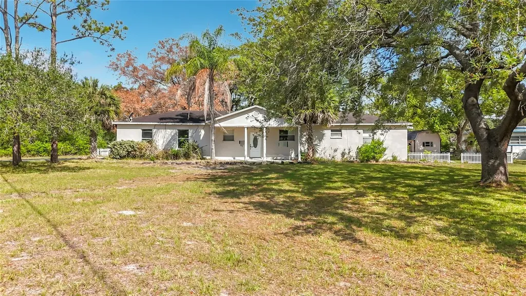 1003 W Outbound Place Tampa FL 33612