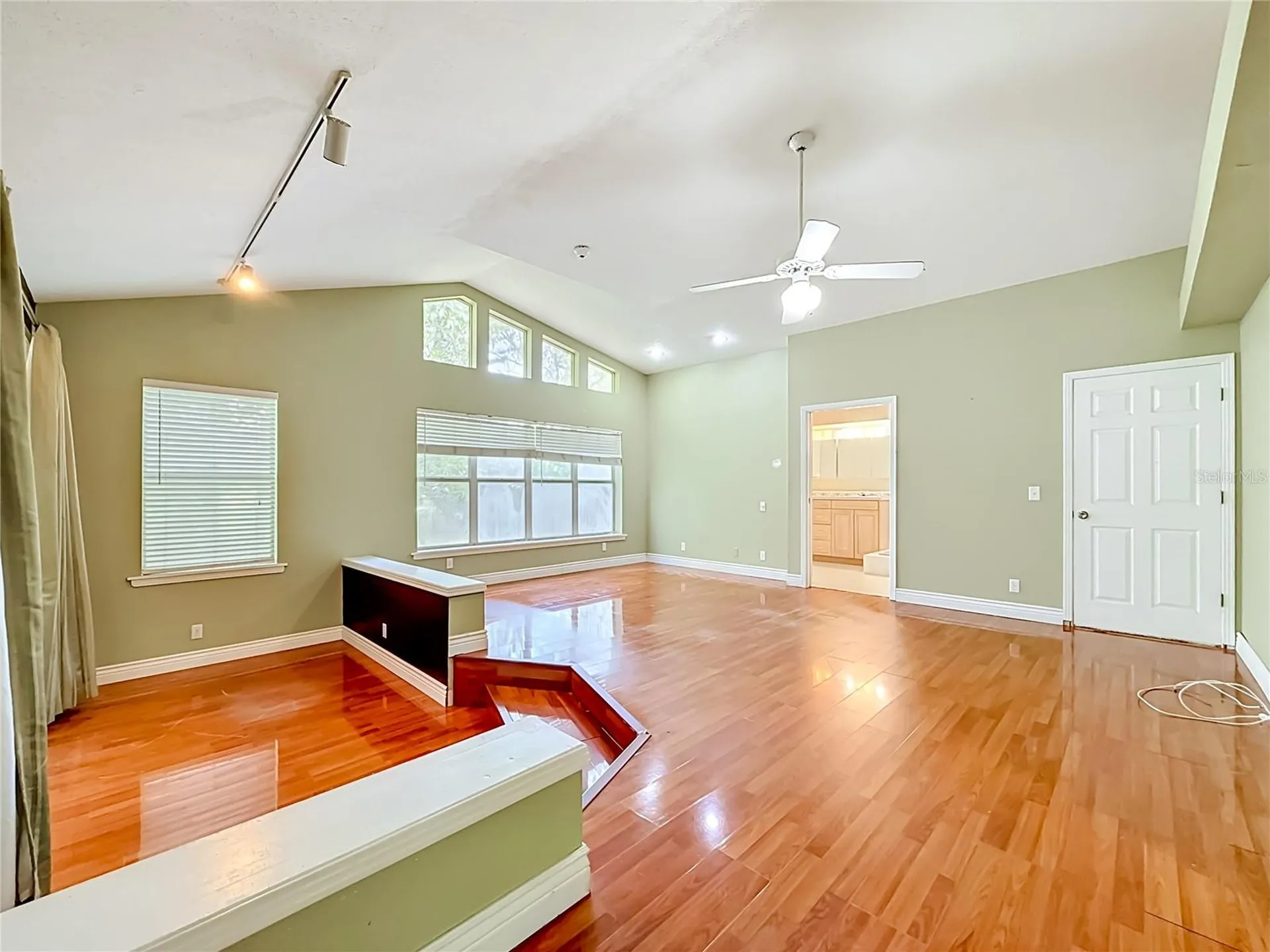 1003 W Outbound Place Tampa FL 33612