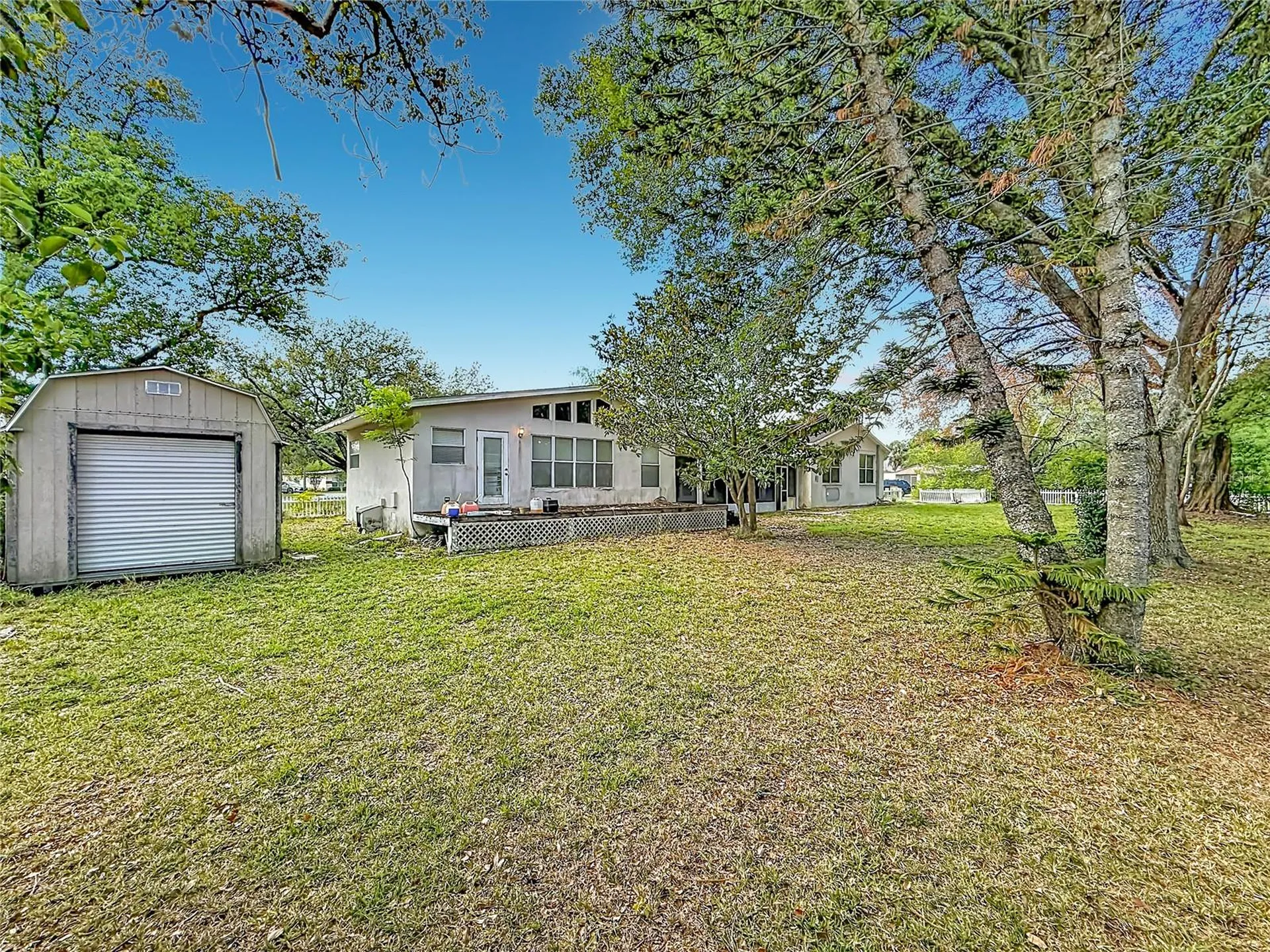 1003 W Outbound Place Tampa FL 33612