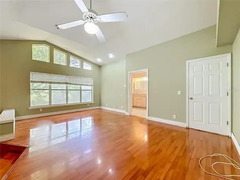 1003 W Outbound Place Tampa FL 33612