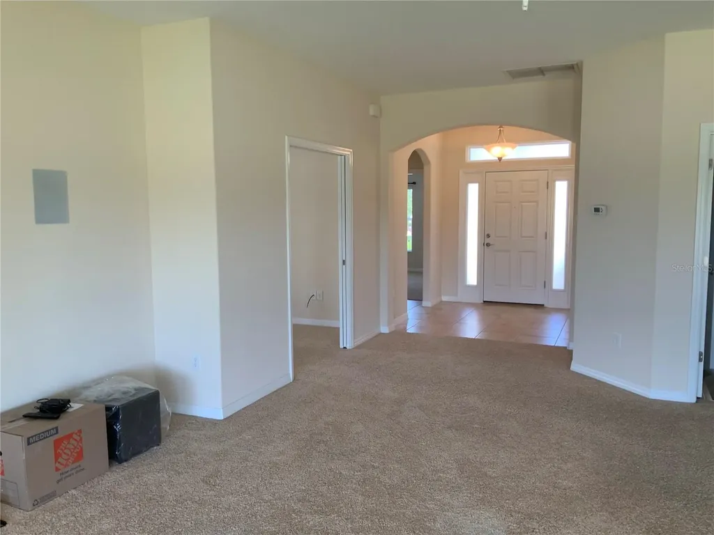 27215 Roanoke Drive Leesburg FL 34748