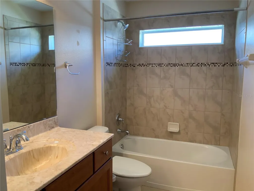 27215 Roanoke Drive Leesburg FL 34748