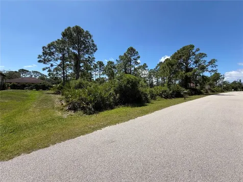 D Allyon Drive North Port FL 34287