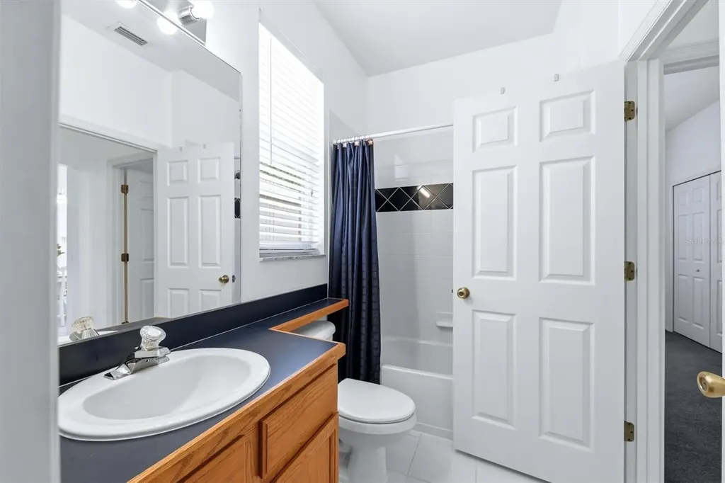 6269 Donnington Court Sarasota FL 34238