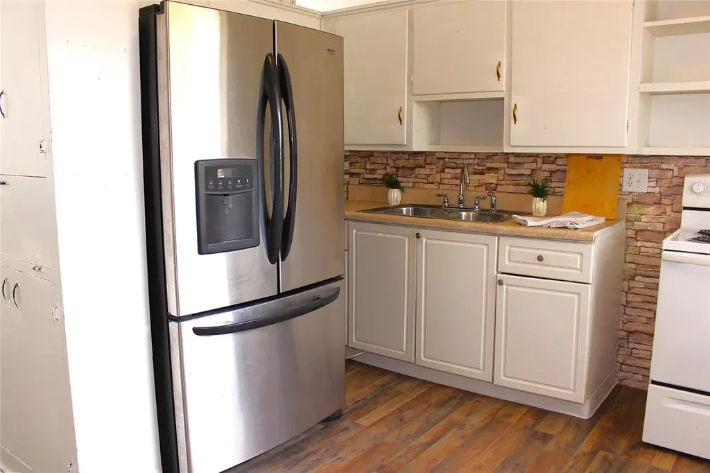 520 Hacienda Court Orlando FL 32809